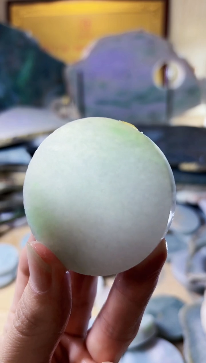 【闪购商品】翡翠颈饰未镶嵌A货白文1943