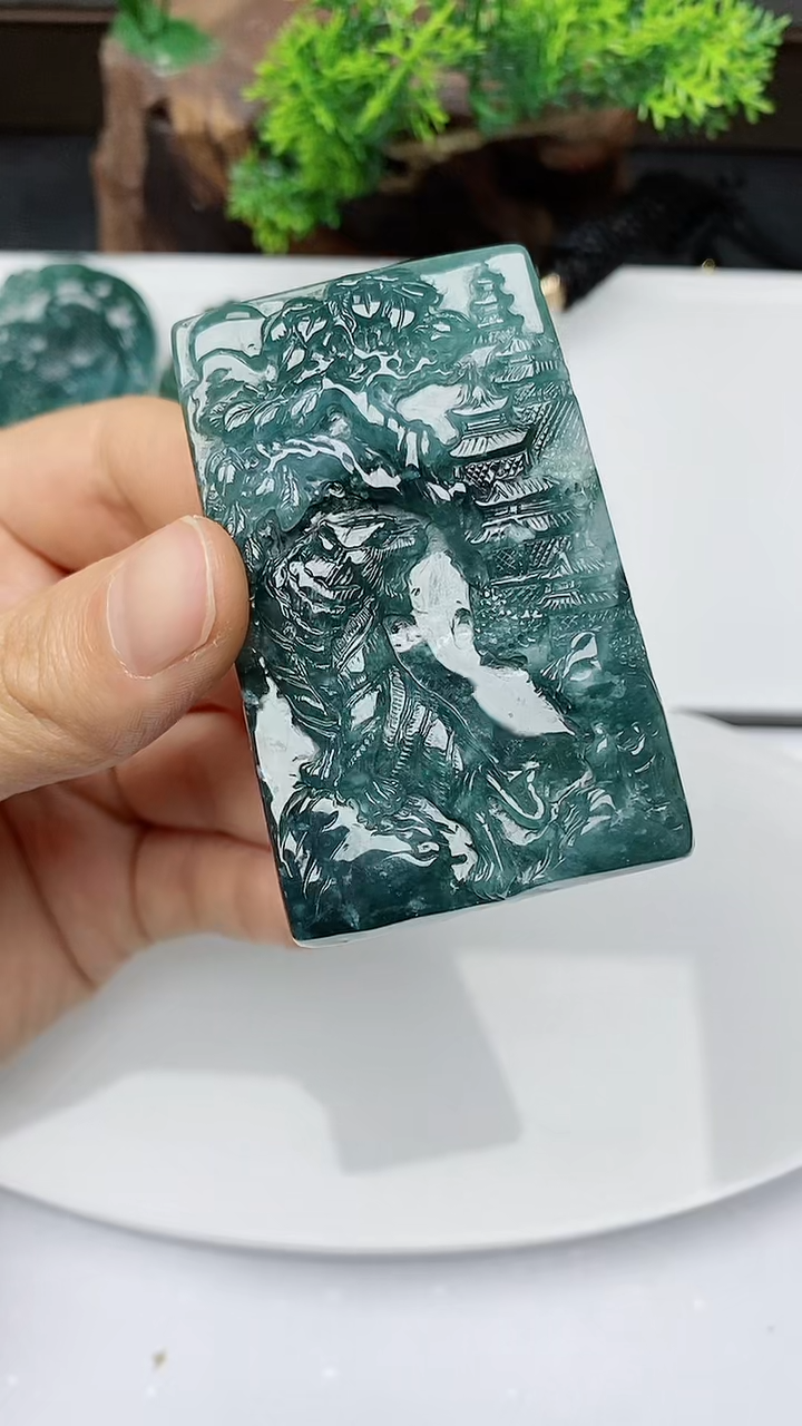 【闪购商品】翡翠颈饰未镶嵌