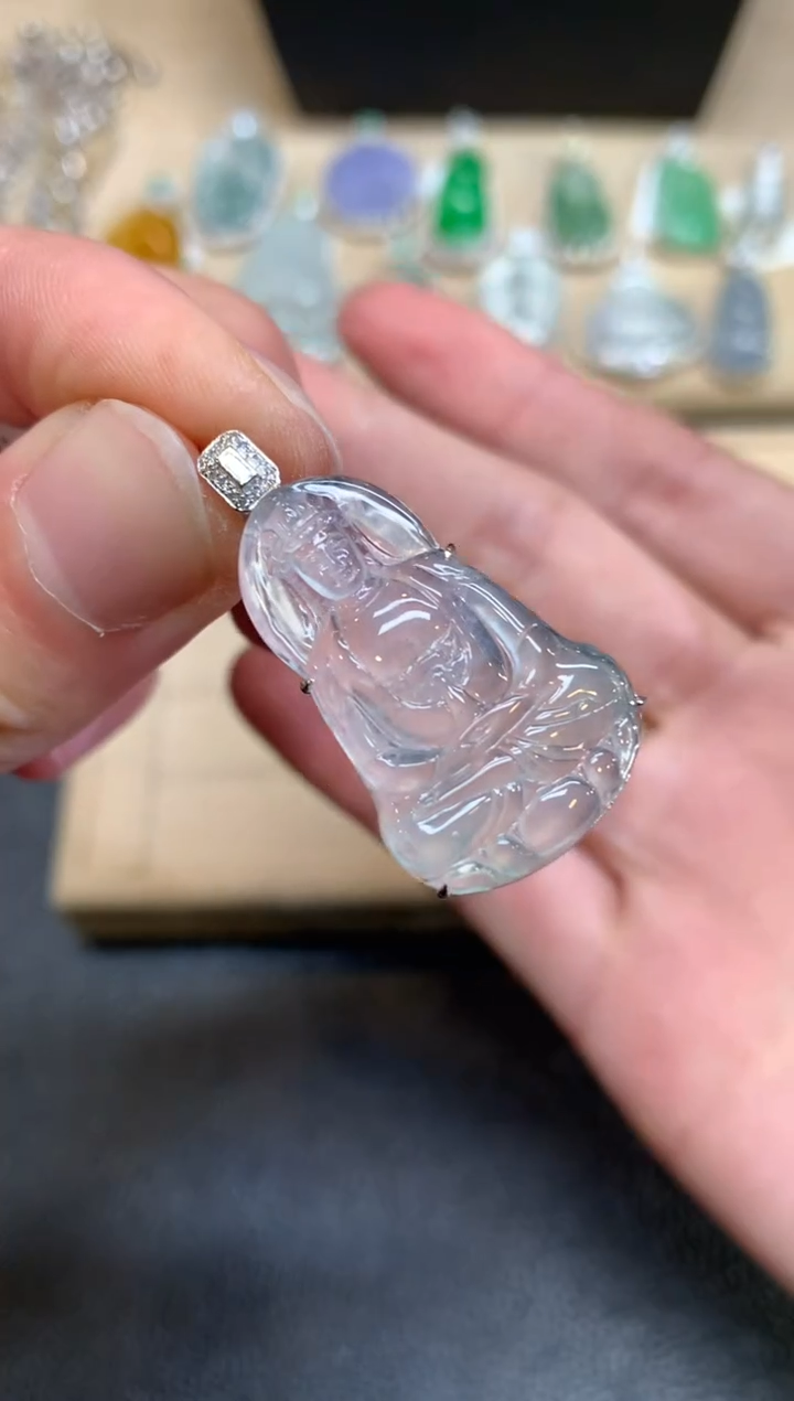 【闪购商品】翡翠颈饰18K金镶嵌观音【无服务费】