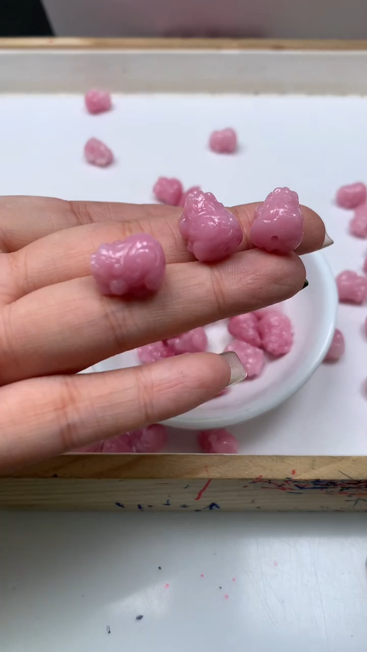 未镶嵌散珠拼合珍珠（马贝珠）A2074 女皇贝 貔貅10*14mm3个5.8元