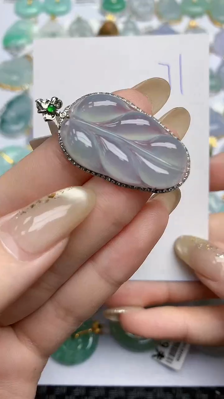 【闪购商品】翡翠颈饰18K金镶嵌天然翡翠A货