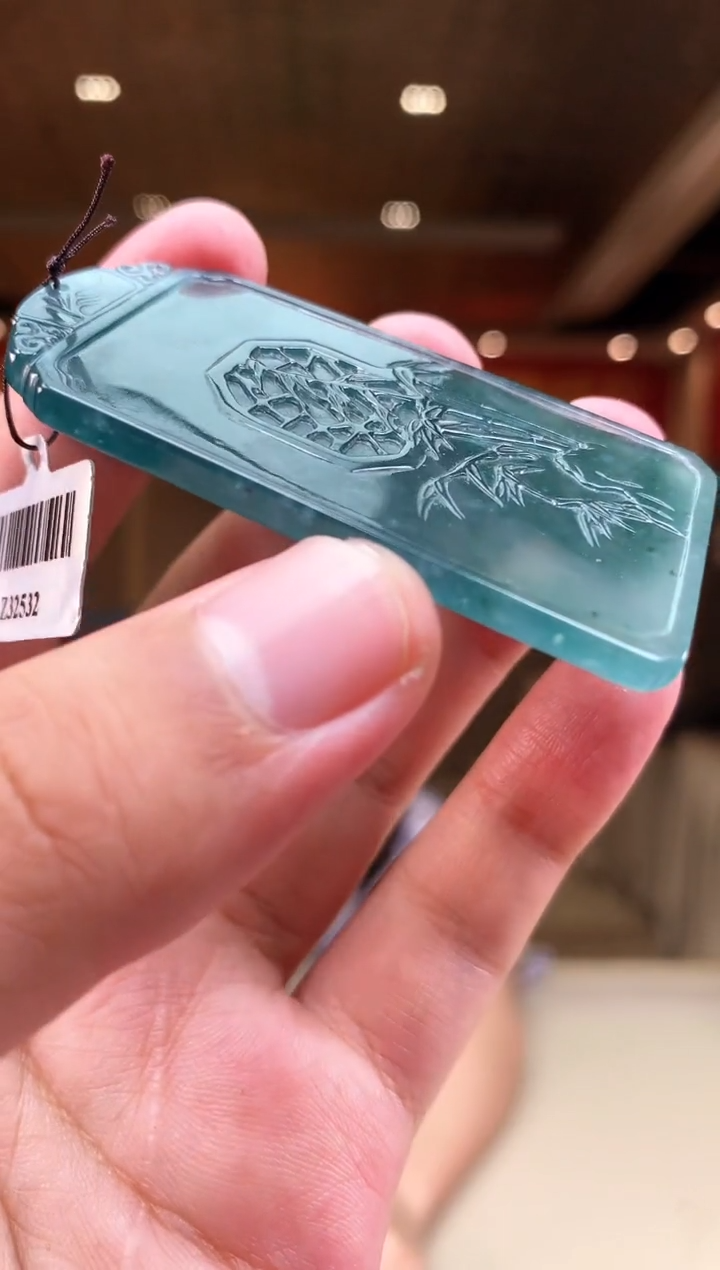 【闪购商品】定制翡翠未镶嵌             *190