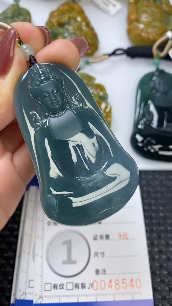 【闪购商品】翡翠颈饰未镶嵌1111111111111111