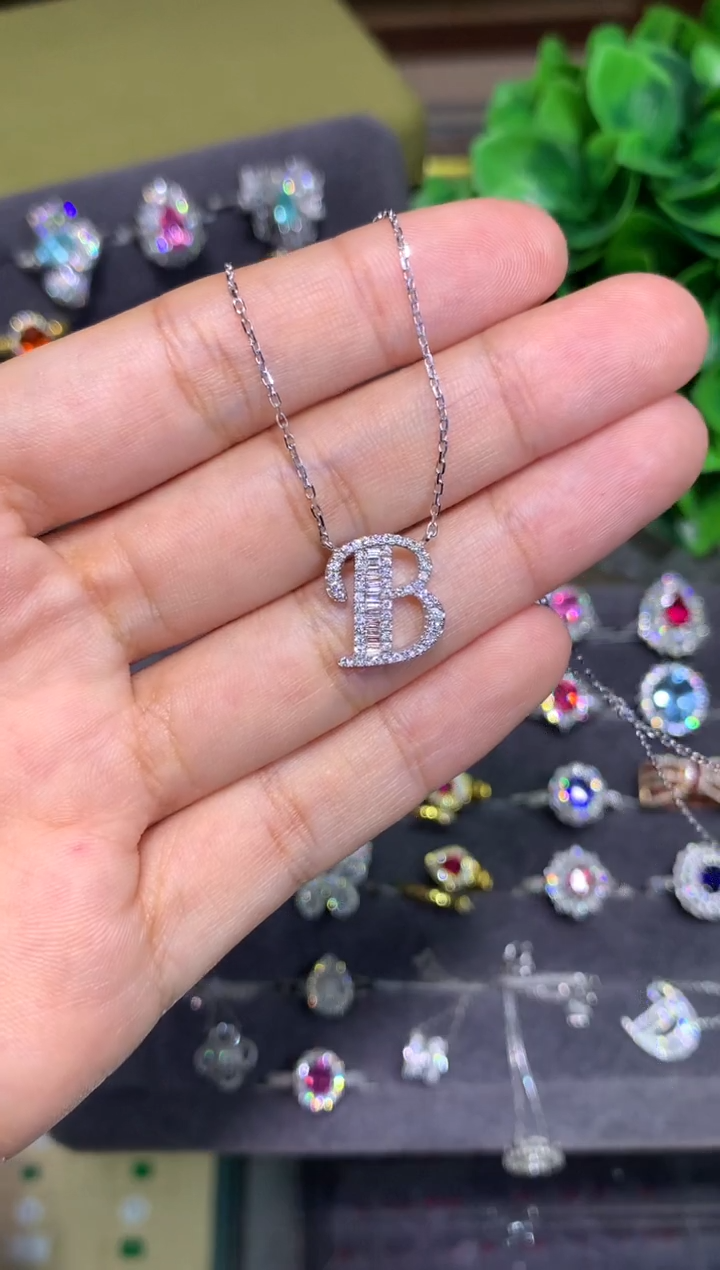 项链18K金镶嵌钻石0.55CT