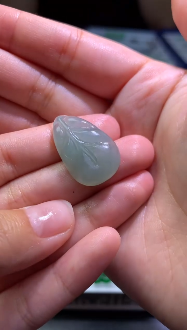 定制翡翠未镶嵌毛货