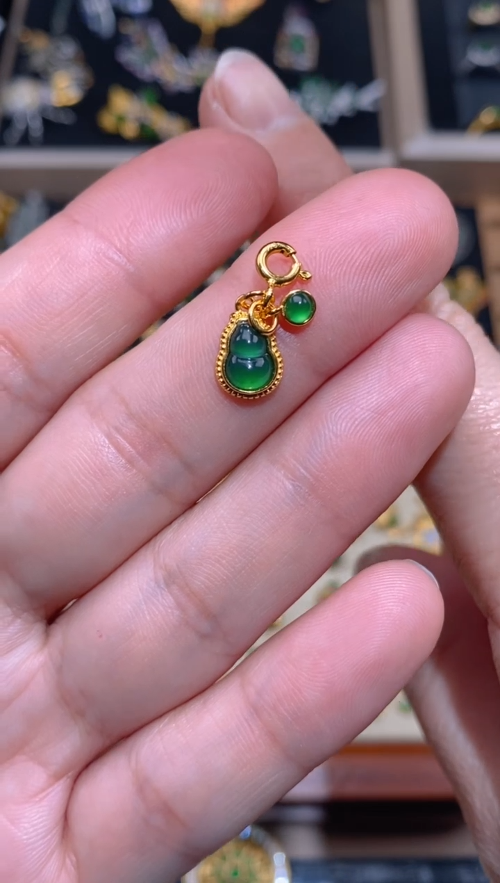 【闪购商品】翡翠吊坠(不含链)银S925镶嵌万能扣