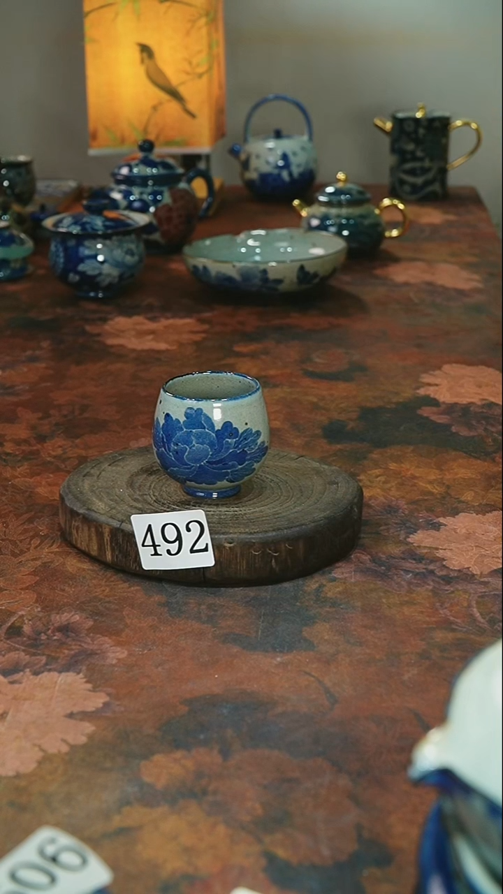 茶碗...........