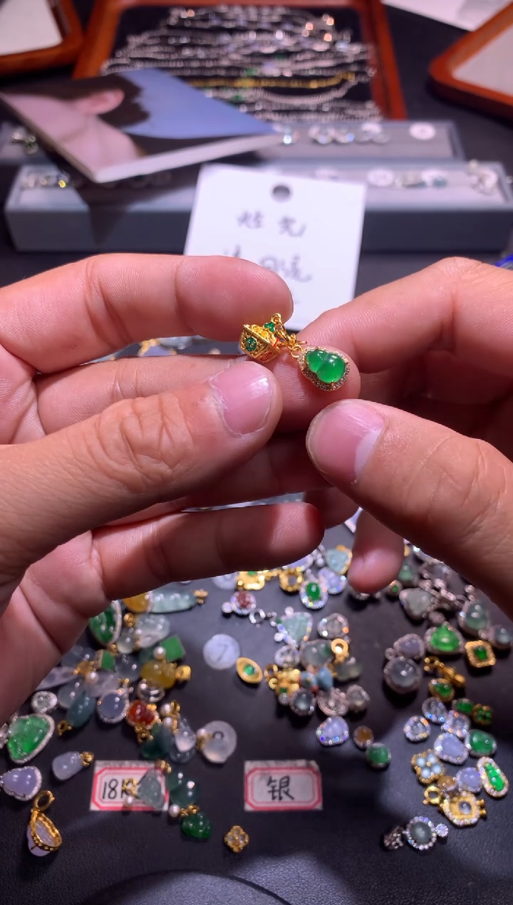 翡翠银S925镶嵌吊坠(不含链)1