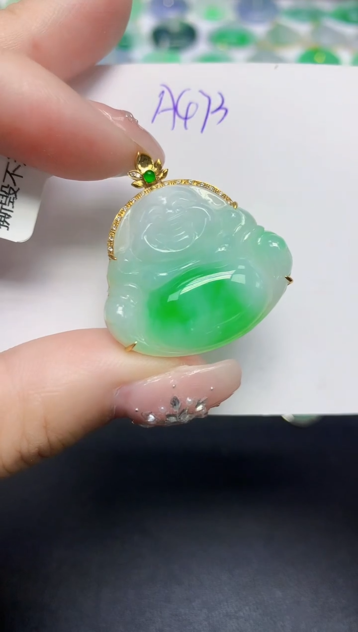 颈饰18K金镶嵌翡翠天然缅甸翡翠A货翡翠百元以上9元证书费自理