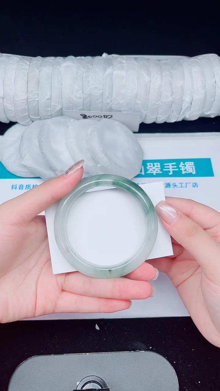 未镶嵌手镯石英质玉99-55/56