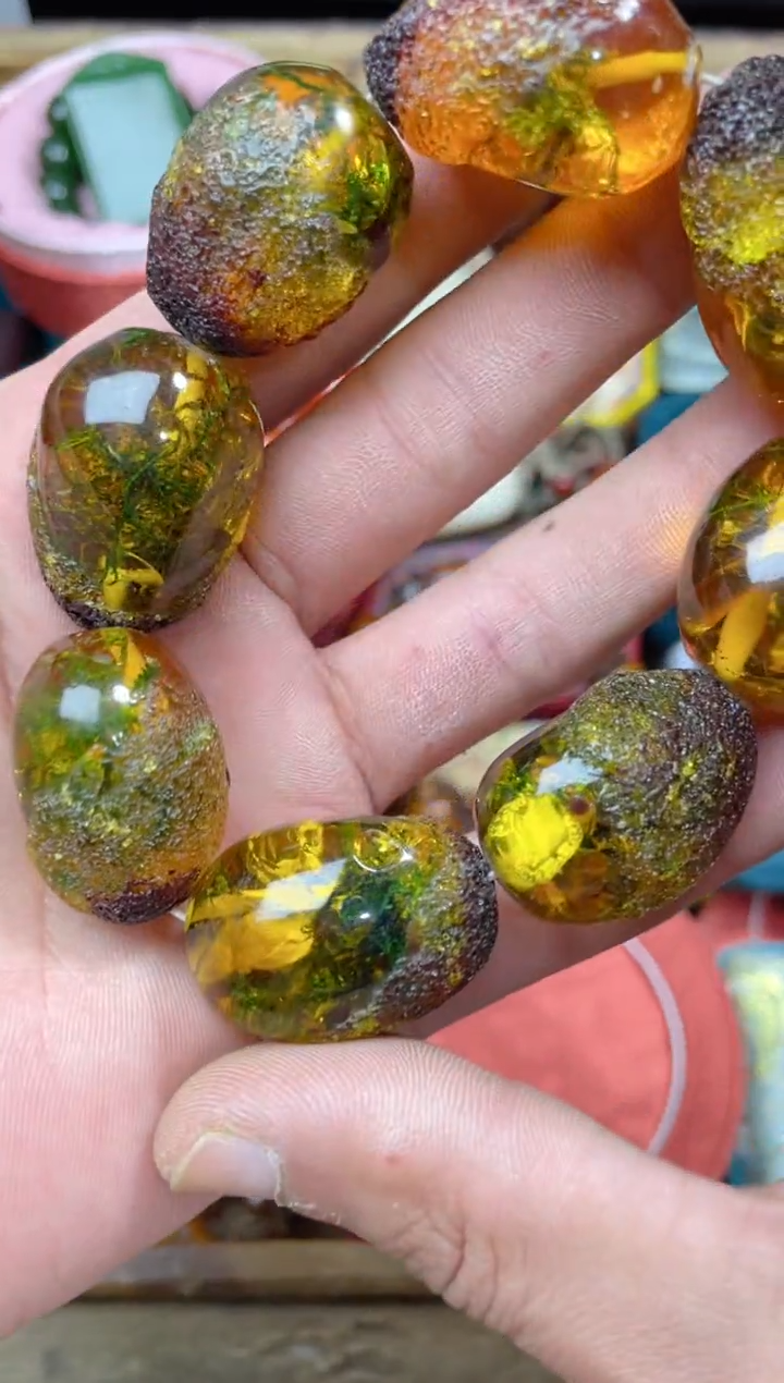 【闪购商品】蜜蜡裸石未镶嵌点击链接下单即可