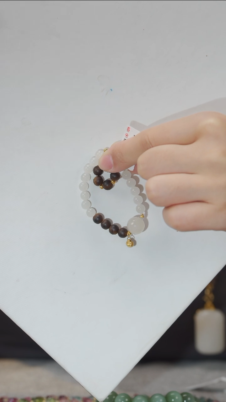 手链18K金镶嵌和田玉手串