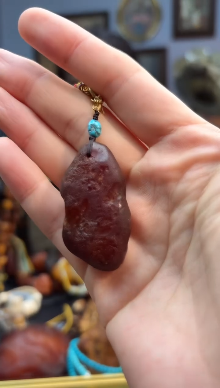 琥珀颈饰未镶嵌包挂