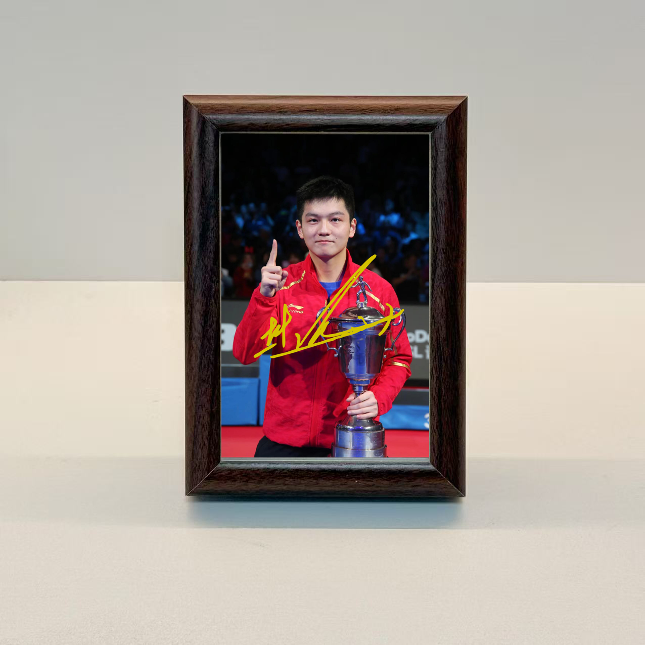 【拍一发二】樊振东签名照相框乒乓球签名体育周边摆件相框收藏礼物