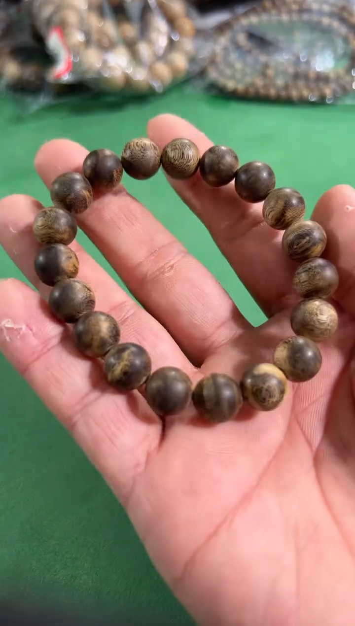【闪购商品】沉香手串143号菩萨省虎斑1.0多样性发一