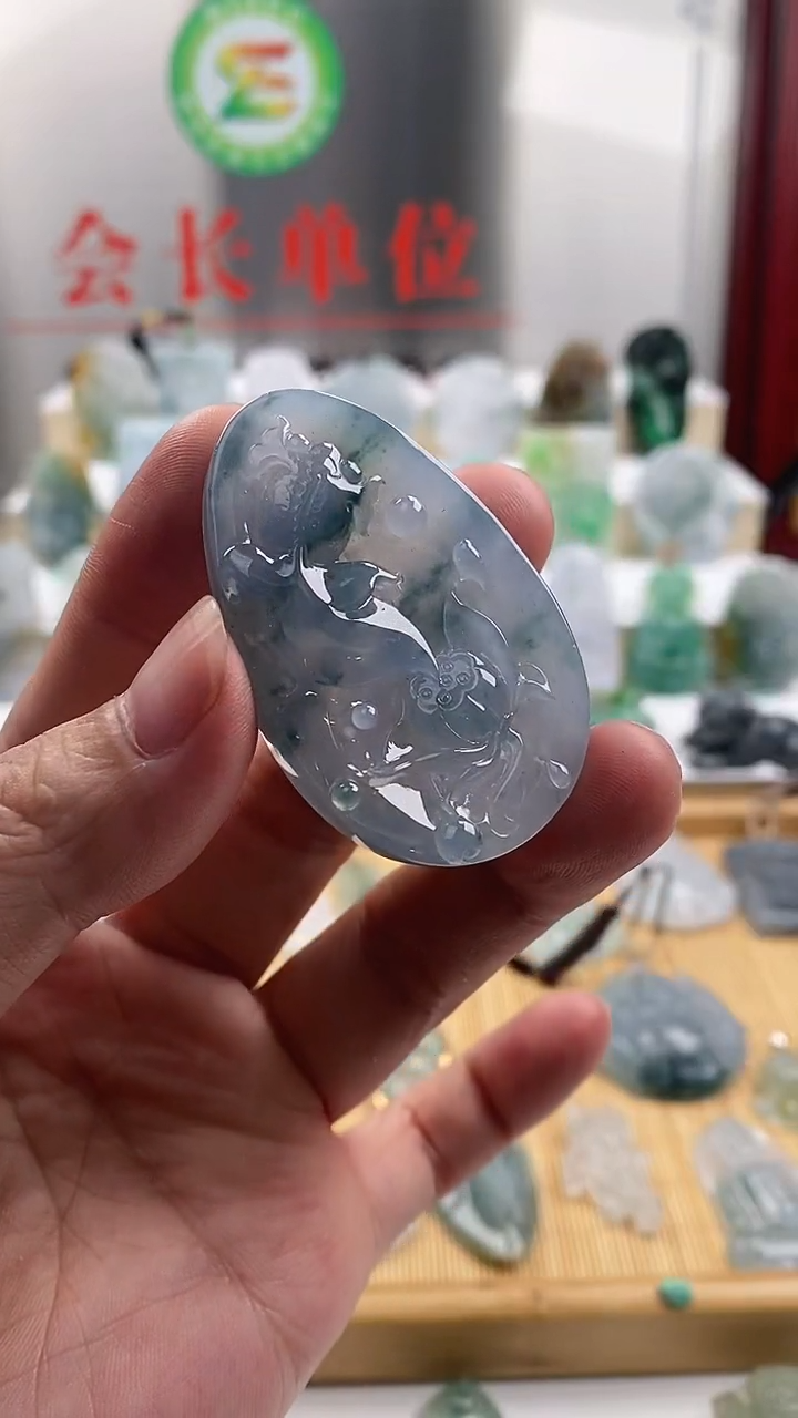 【闪购商品】翡翠吊坠(不含链)未镶嵌天然缅甸A货翡翠吊坠