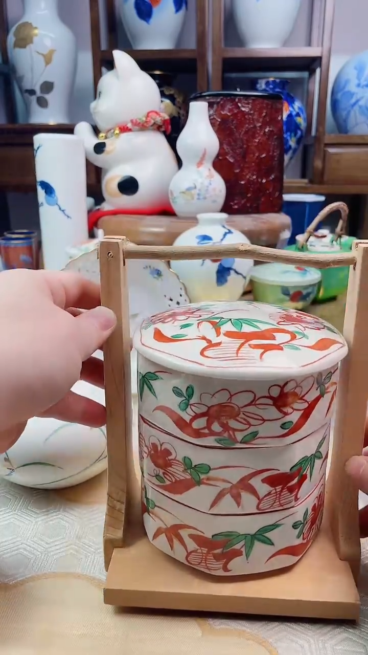 【闪购商品】盘日产赤绘三段重