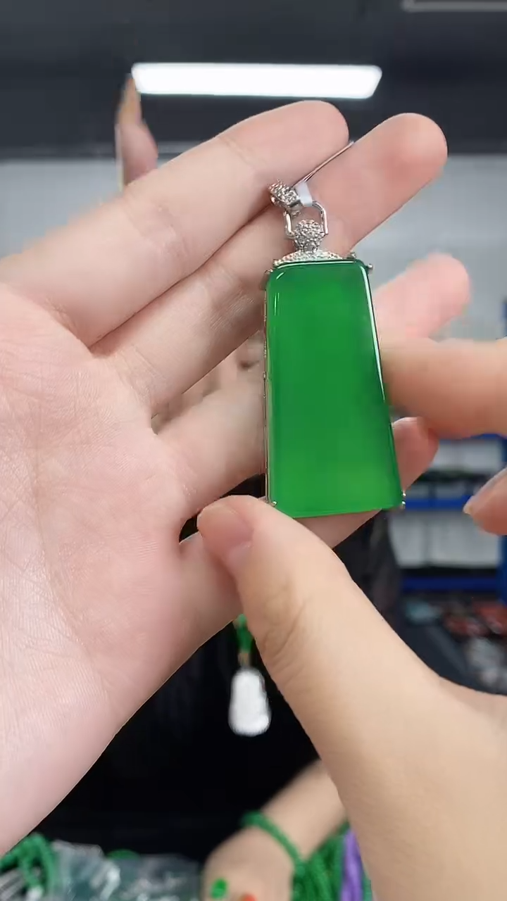 未镶嵌吊坠玛瑙/玉髓闪购链接 多样性发其一颜色微差