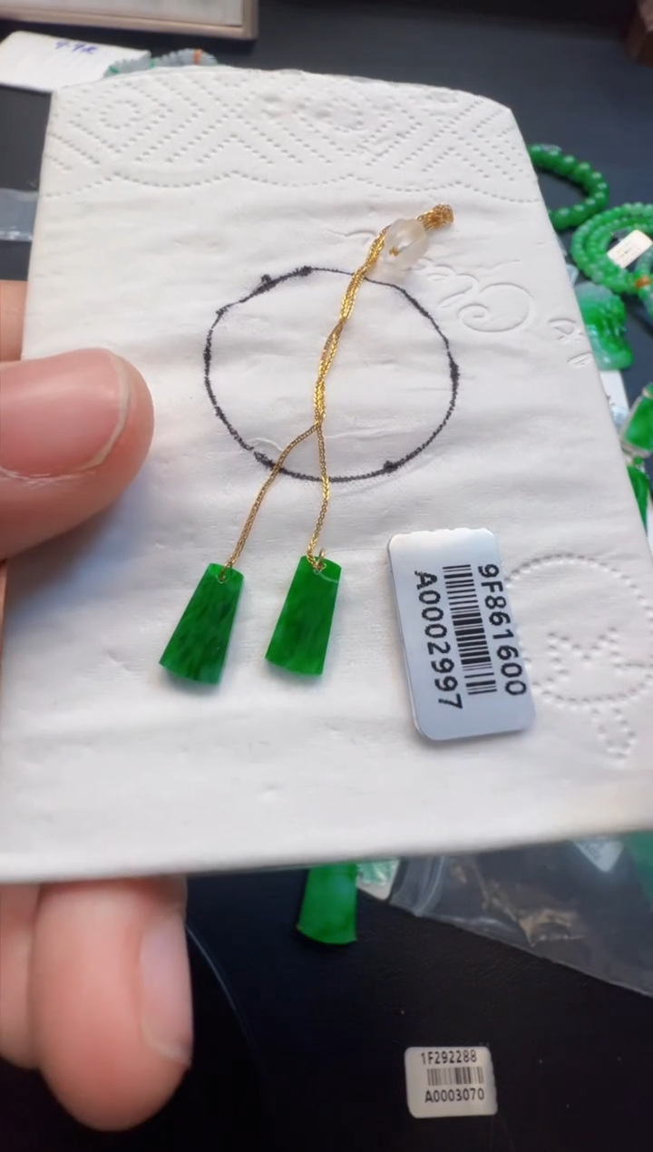 【闪购商品】定制翡翠18K金镶嵌680一对