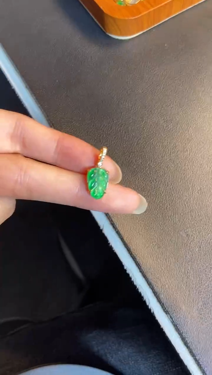 吊坠(不含链)银S925镶嵌翡翠1