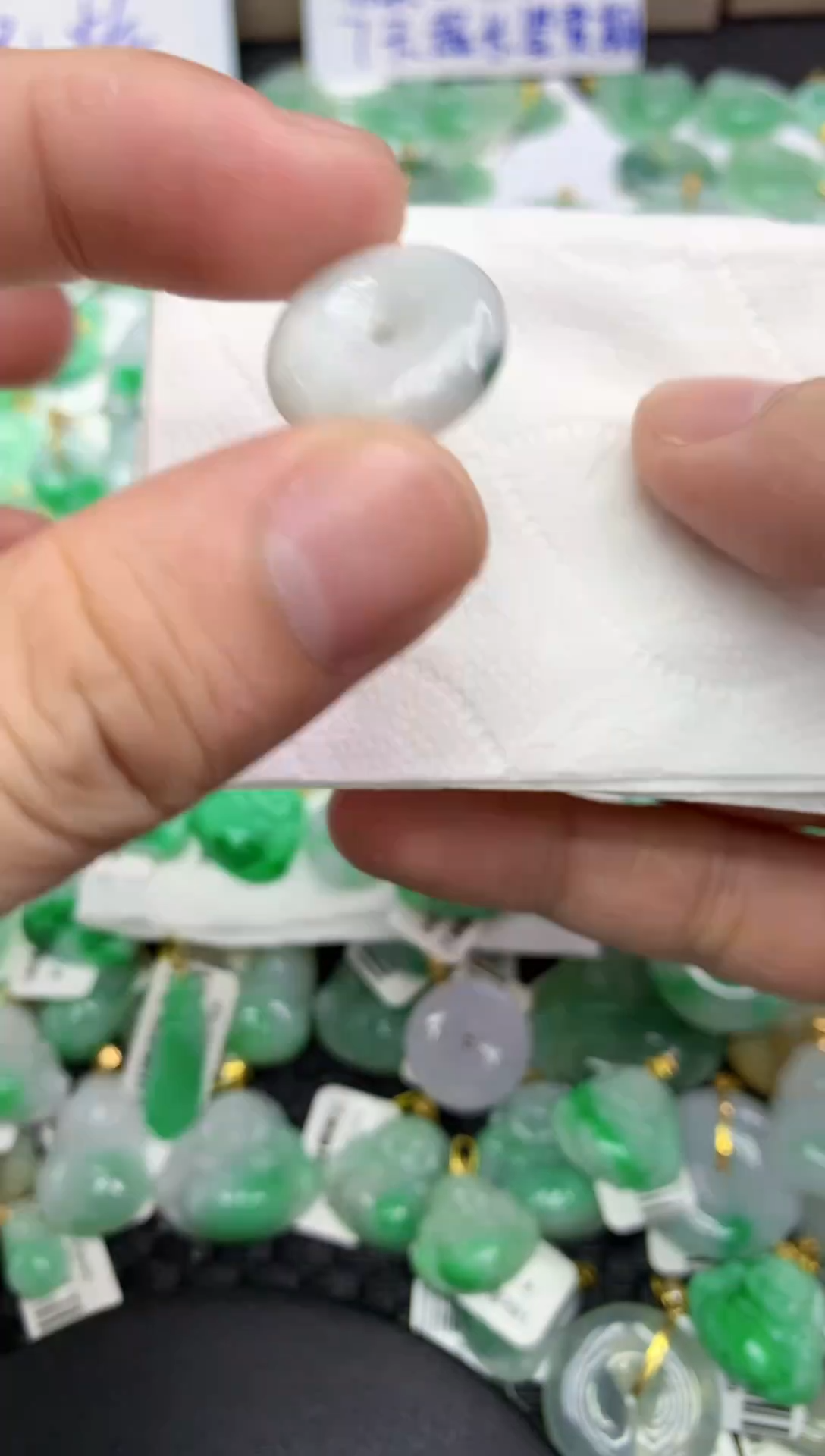 翡翠未镶嵌颈饰111111111