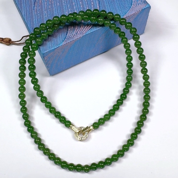 碧玉6mm辣阳绿长链气质百搭毛衣链