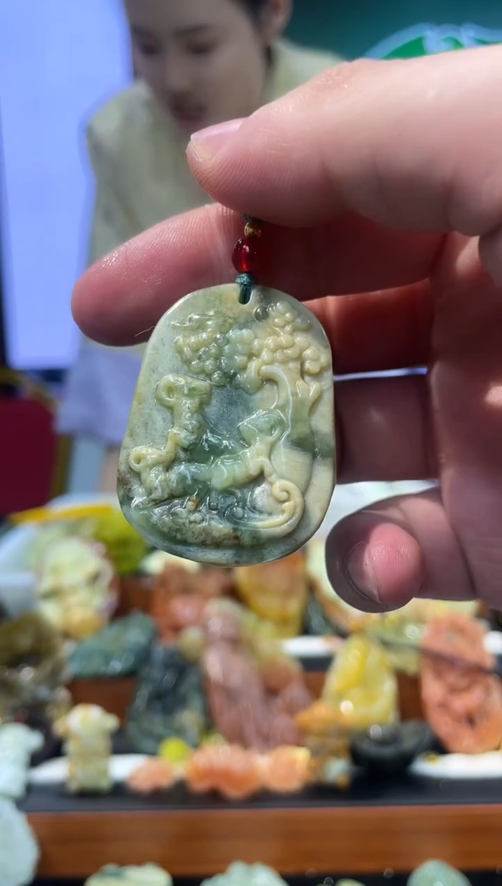 【闪购商品】岫玉吊坠未镶嵌·