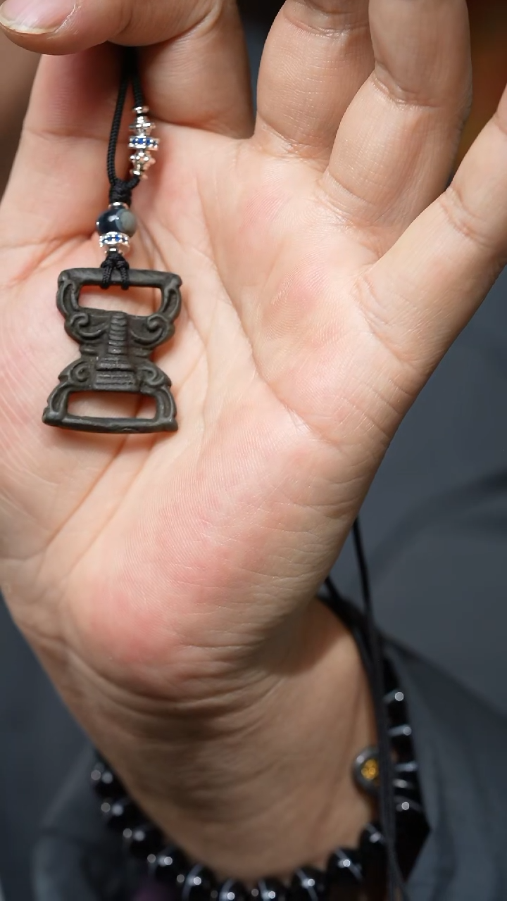 【闪购商品】老扣（多样性发货，发其一）