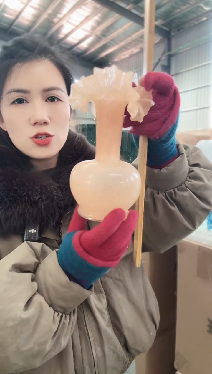 117直播玻璃花瓶