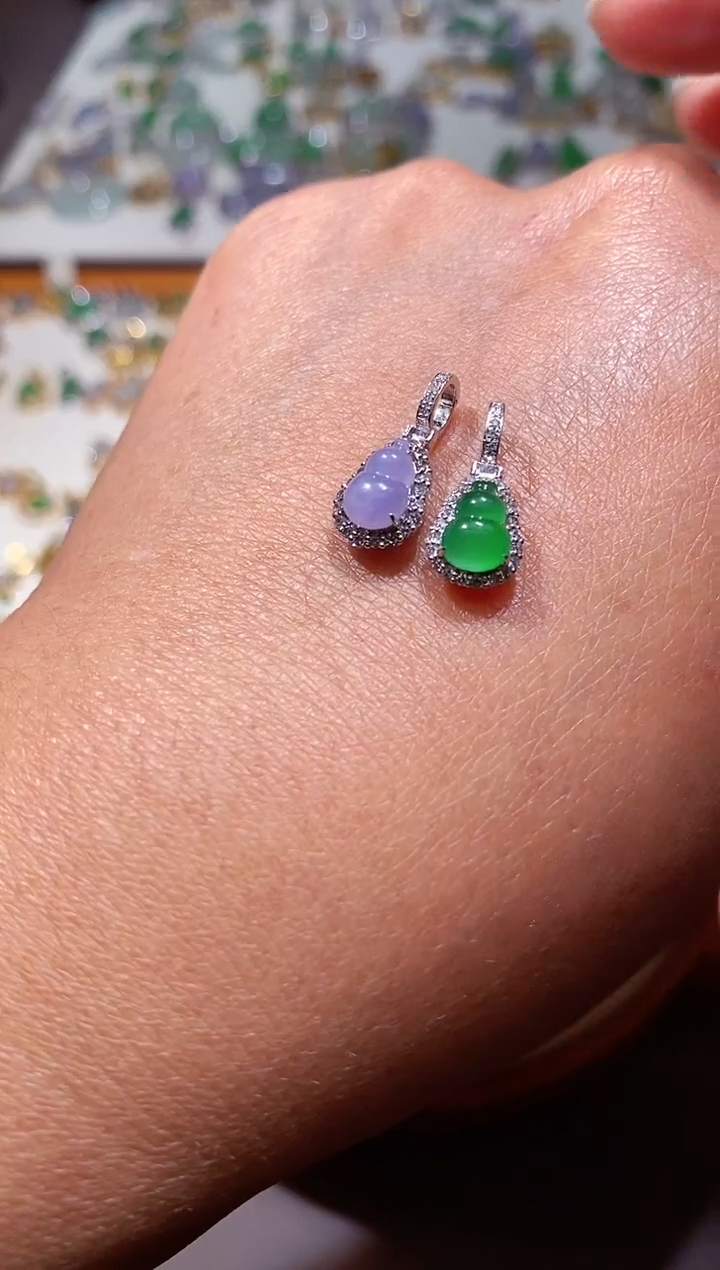 吊坠(不含链)18K金镶嵌翡翠淼*11111111