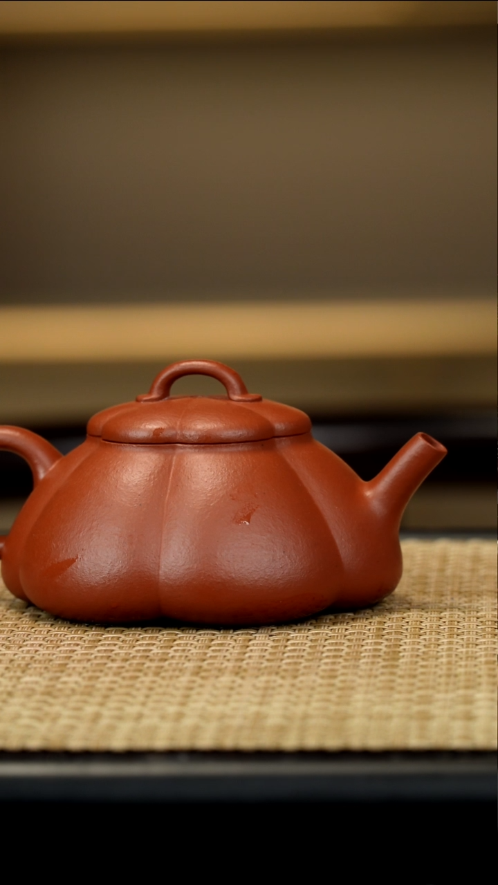 【闪购商品】紫砂茶壶朱泥筋纹石瓢150毫升口盖微瑕