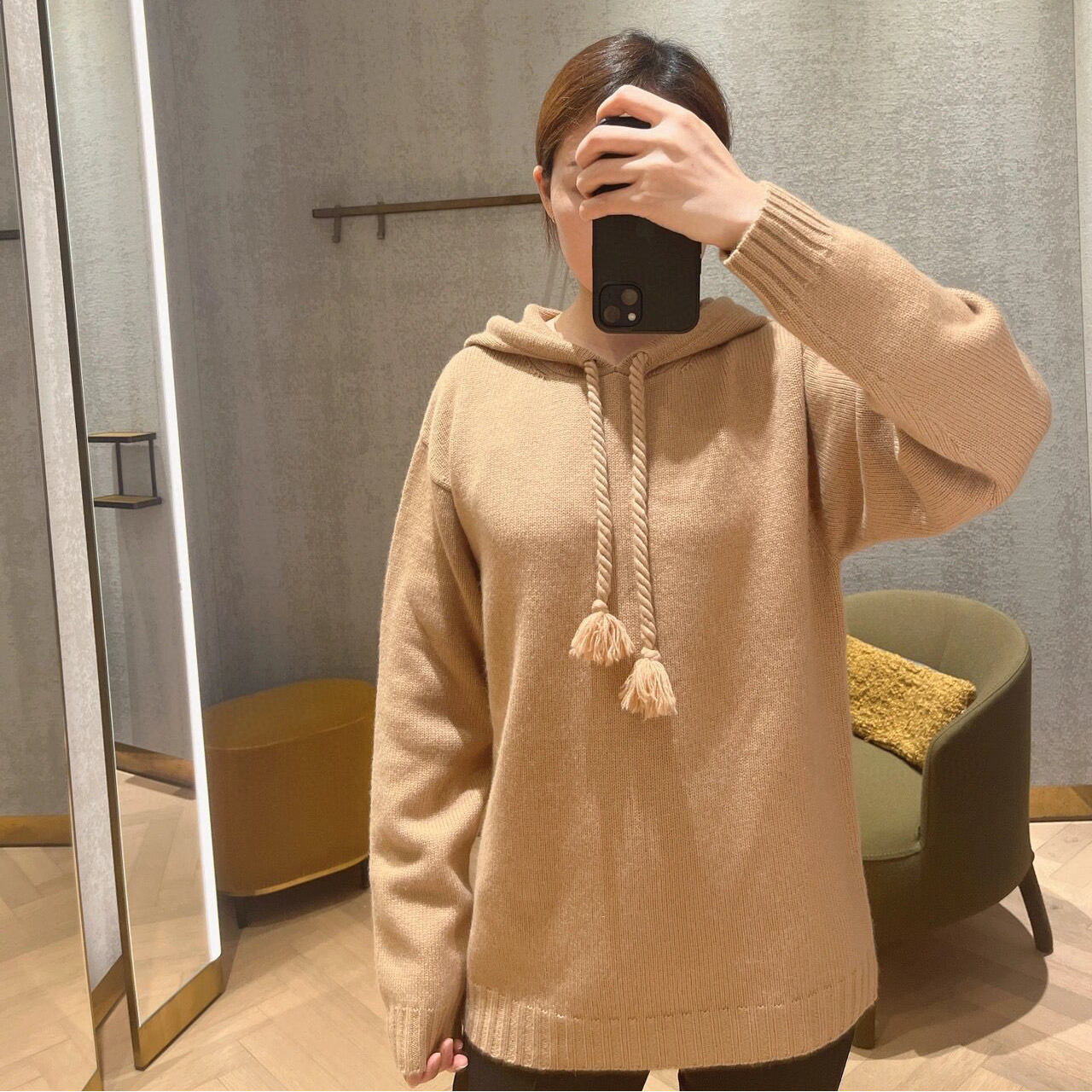 未使用 MaxMara Rienza 驼色羊毛连帽卫衣