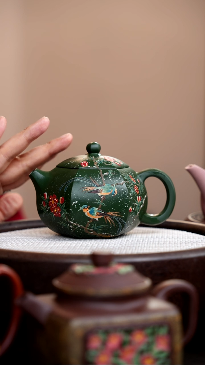 茶壶紫砂王*唯民国绿六方西施泥绘雪鸟