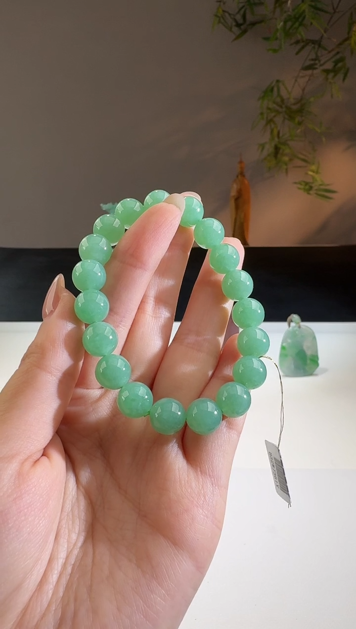 【闪购商品】翡翠手串未镶嵌【鑫鑫】