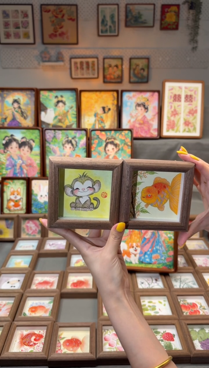 国画小猴 金贵小鱼 一组11