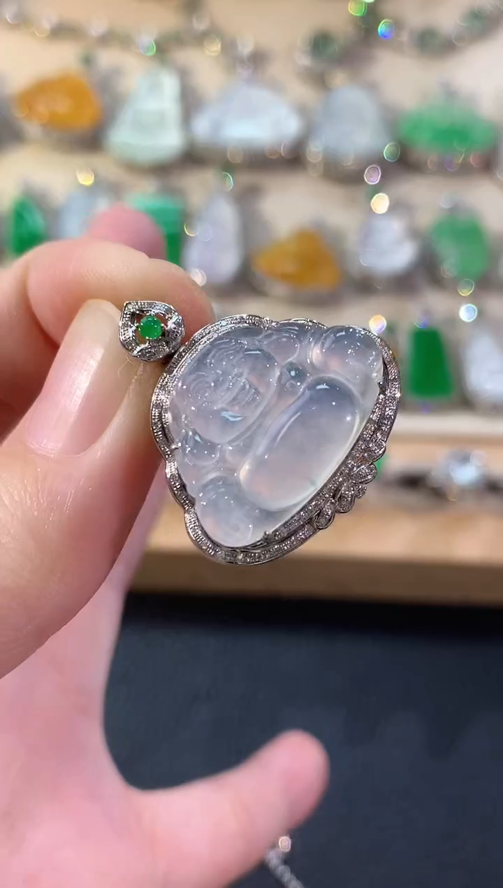 吊坠(不含链)18K金镶嵌翡翠冬日珠宝Q98