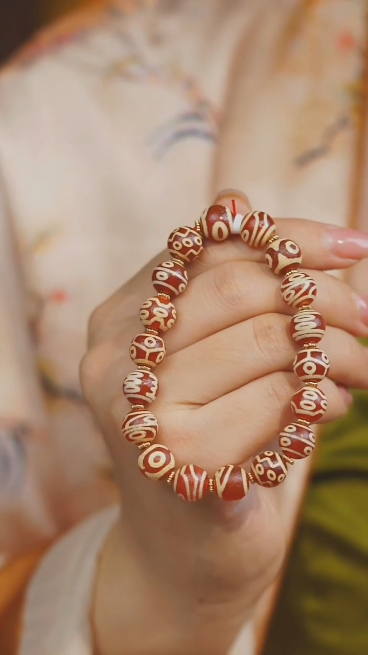 【闪购商品】玛瑙/玉髓手串未镶嵌多样性发其一