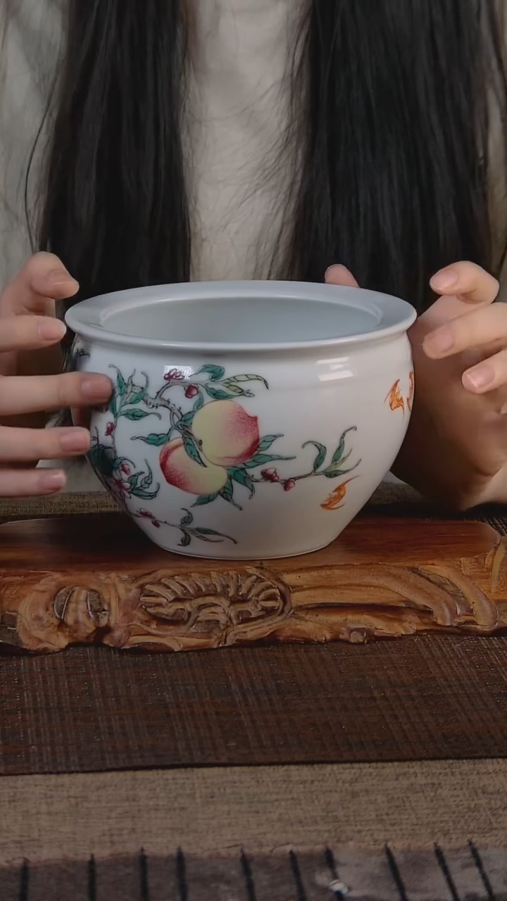 折葵非器手工手绘九桃五福莲子缸