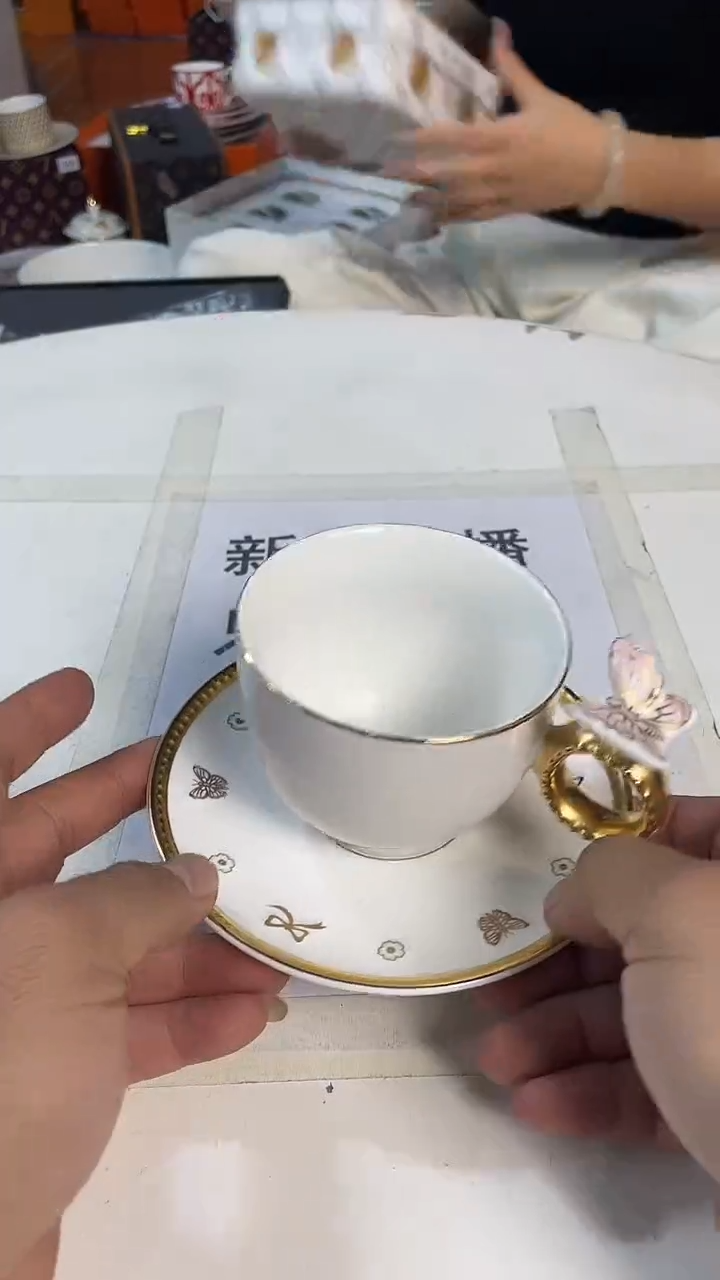 杯鸿辉家品牌瓷器，京东包邮！