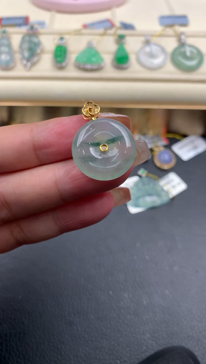 【闪购商品】翡翠颈饰18K金镶嵌Q251