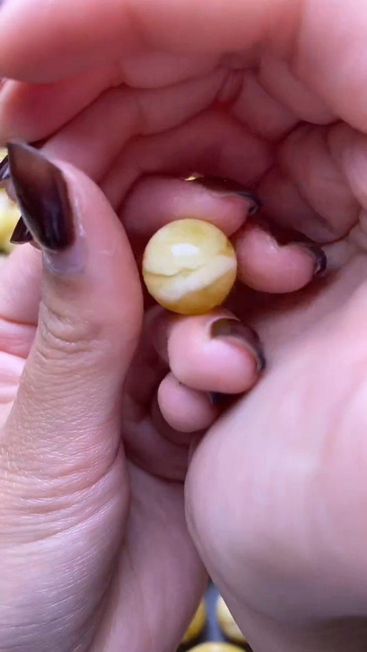 【闪购商品】琥珀裸石未镶嵌蜜蜡.5