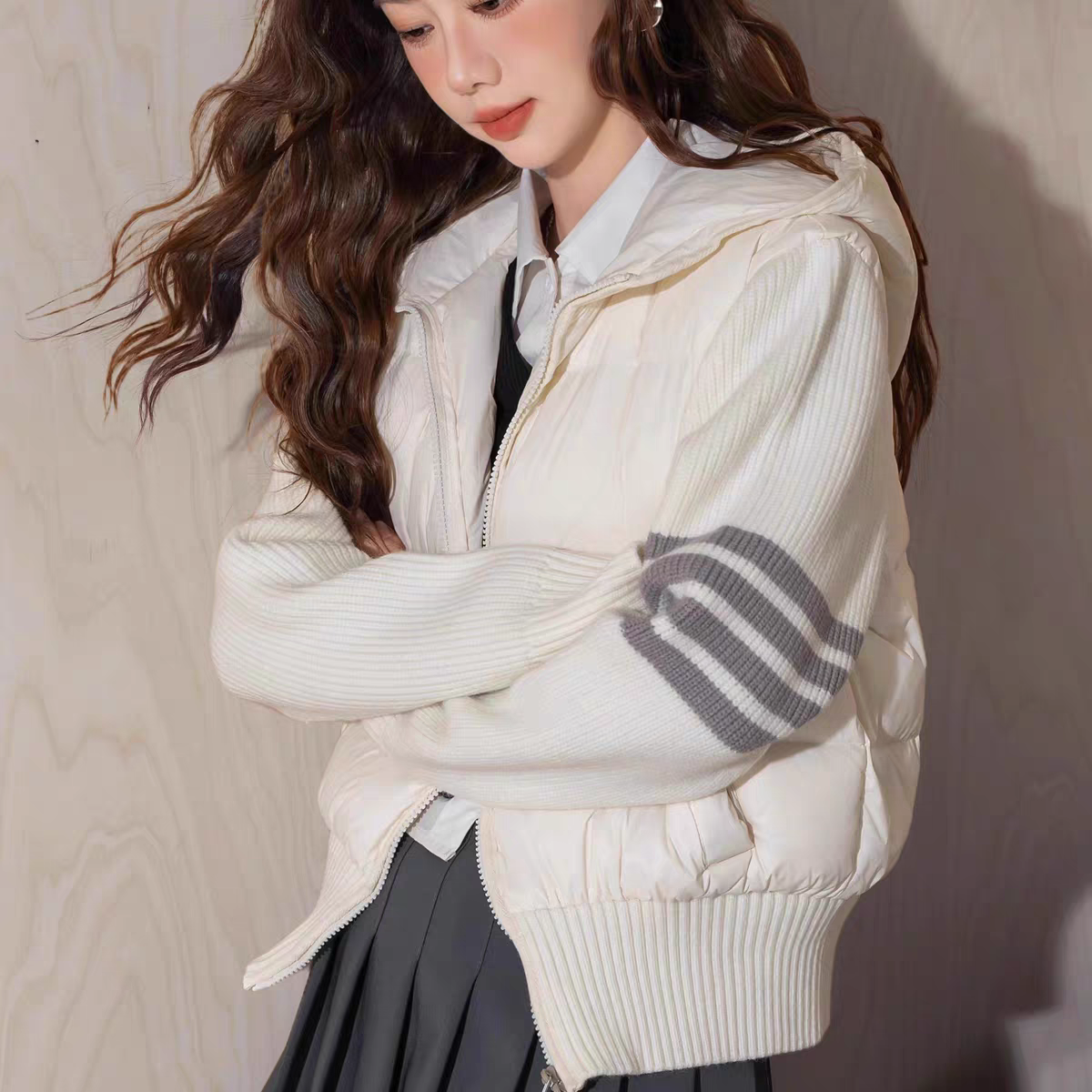 暇姐-TB同款四条杠针织袖拼接冬季保暖棉服外套女短款连帽春款