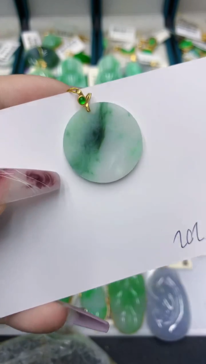 颈饰未镶嵌翡翠11111