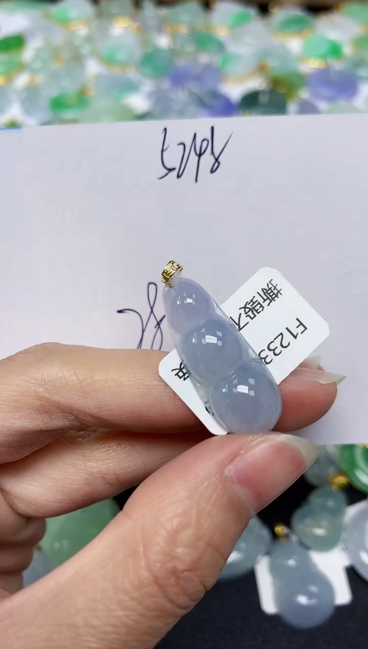 翡翠18K金镶嵌颈饰 天然翡翠A货