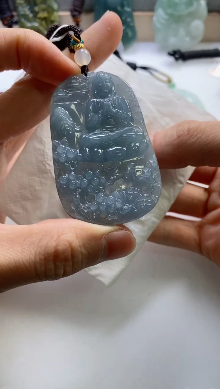 【闪购商品】翡翠挂件未镶嵌              