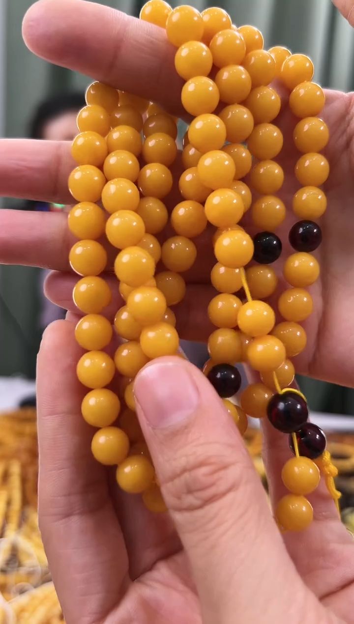 【闪购商品】琥珀手链未镶嵌蜜蜡项链多样性发其中一件