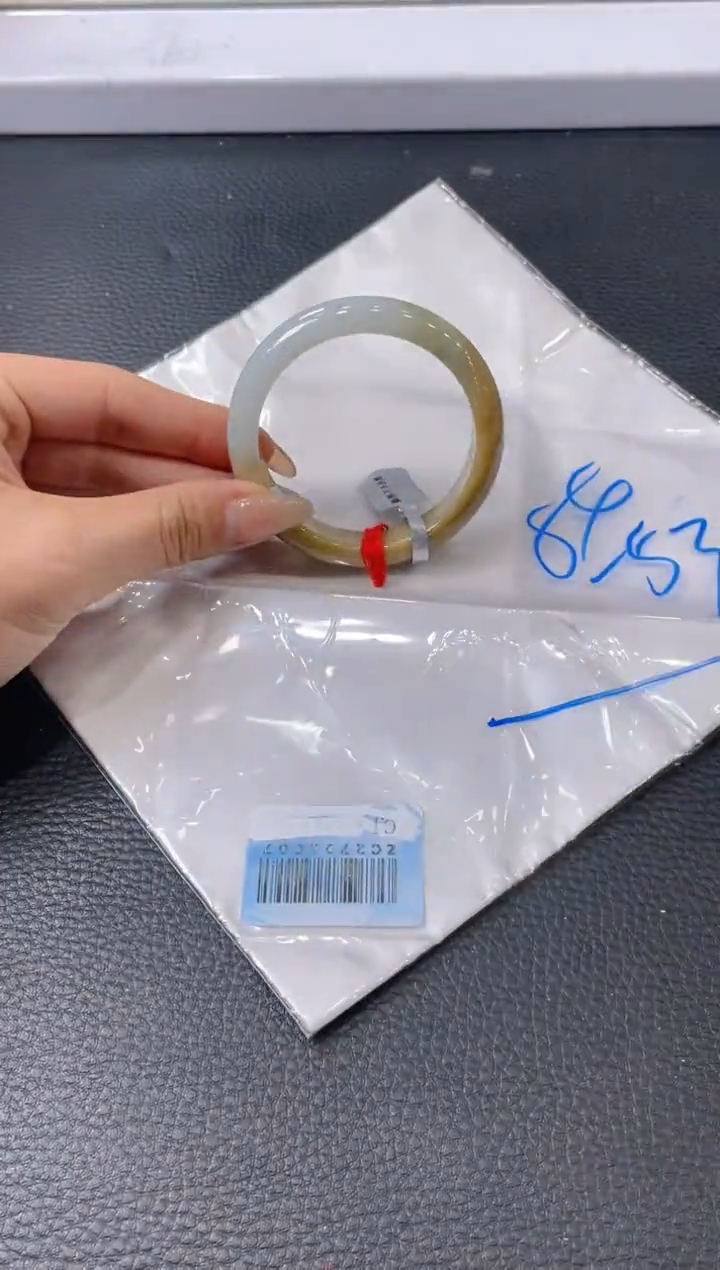 【闪购商品】翡翠手镯未镶嵌手镯