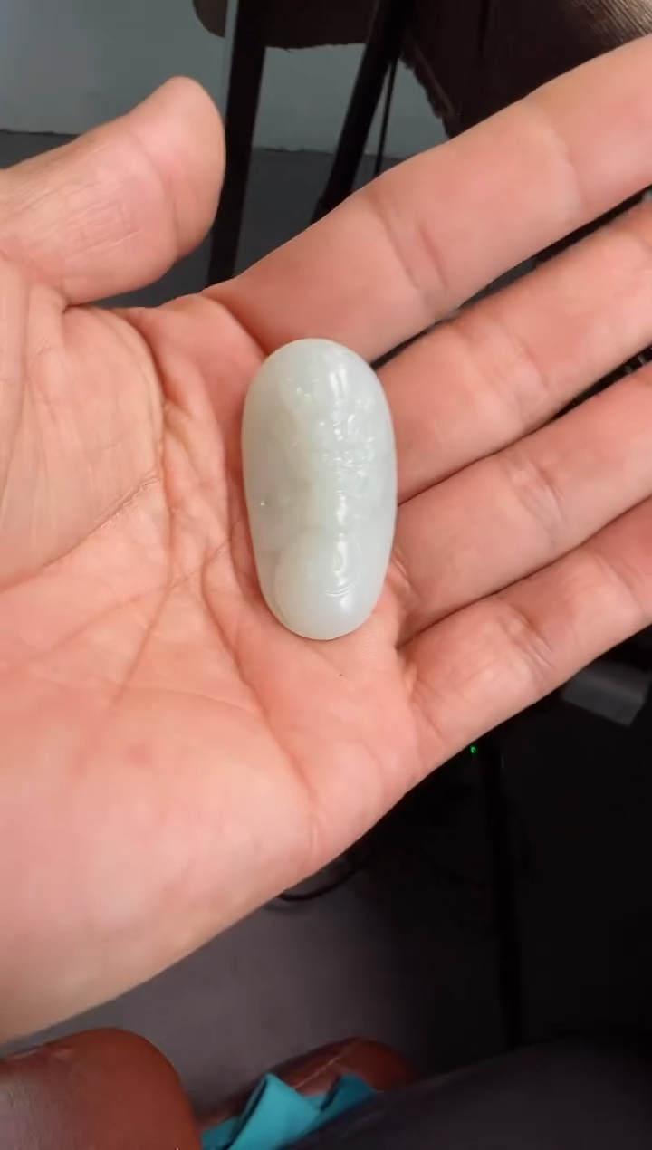 【闪购商品】和田玉吊坠未镶嵌多样性发货拍一发一