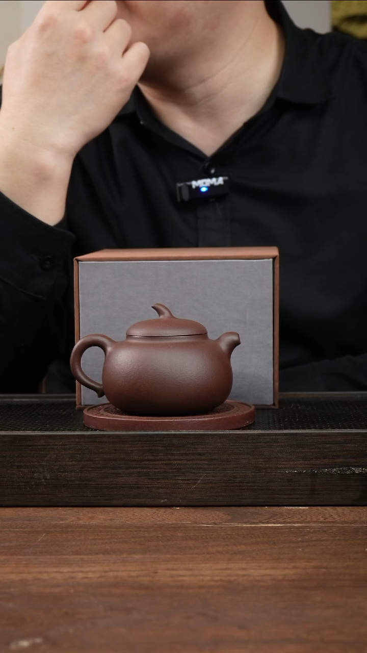 茶杯紫砂黄*紫泥矮茄瓜     180CC  