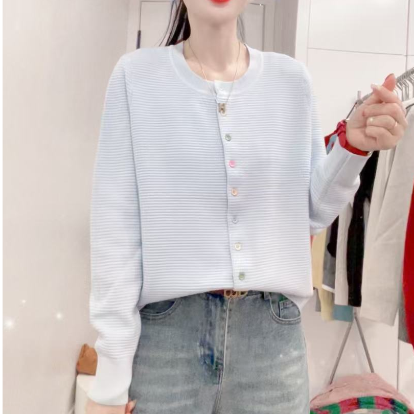 1508薄款圆领毛针织衫气质春季毛衣女装时尚早春网红长袖彩扣开衫